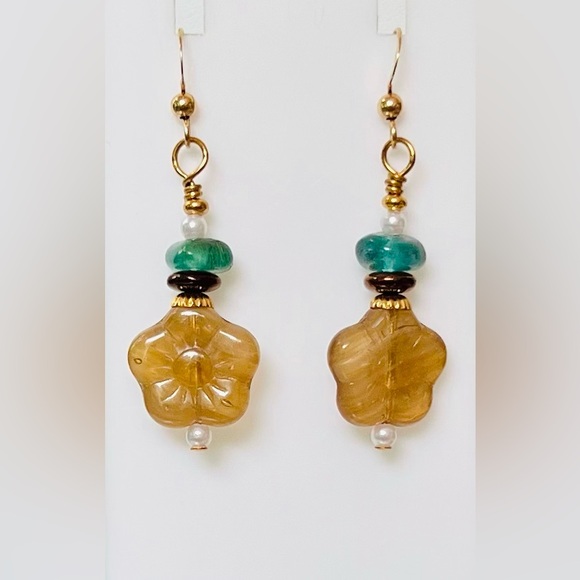 Feminine Fluorite, Copper, Faux Pearl and 14K Gold-Plated Dangle Earrings 😍 - Picture 1 of 6